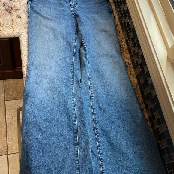 Wrangler Wanderer High Rise Flare 622 Jeans - Picture 15 of 15